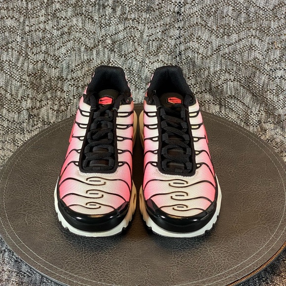 Nike Air Max Plus Sneaker Women's 9.5 - Picture 4 of 7